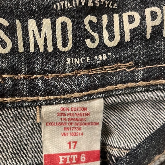 Jeans - Picture 3 of 4